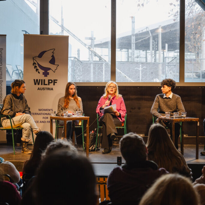 2026-01-29_14-26-DSC_3000-404-Militarisierung-Luiza Puiu